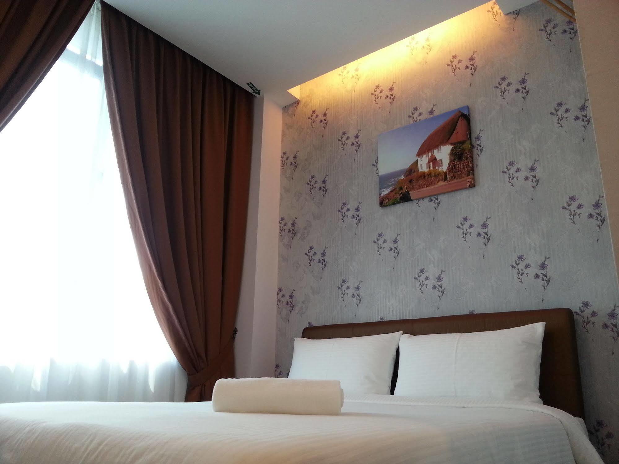 Palazzo Hotel Kulai Εξωτερικό φωτογραφία