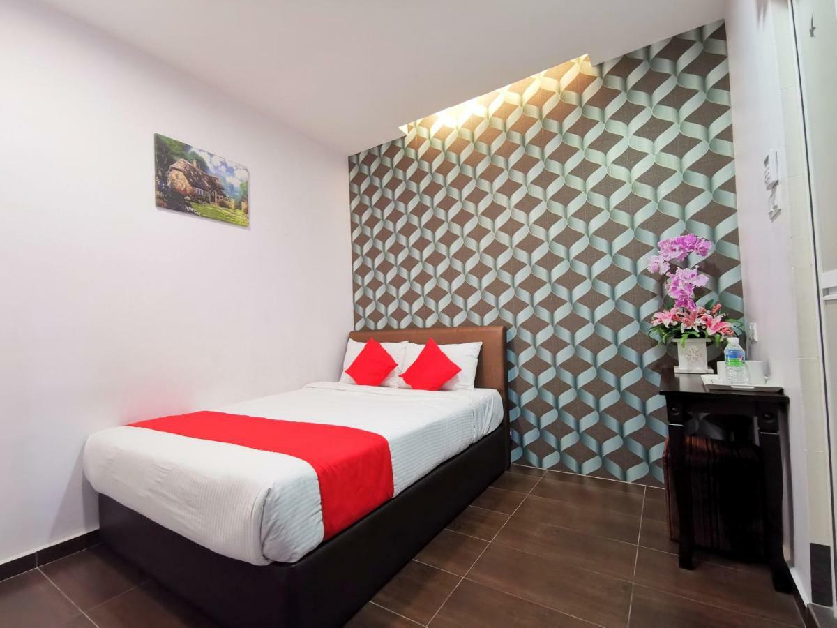 Palazzo Hotel Kulai Εξωτερικό φωτογραφία